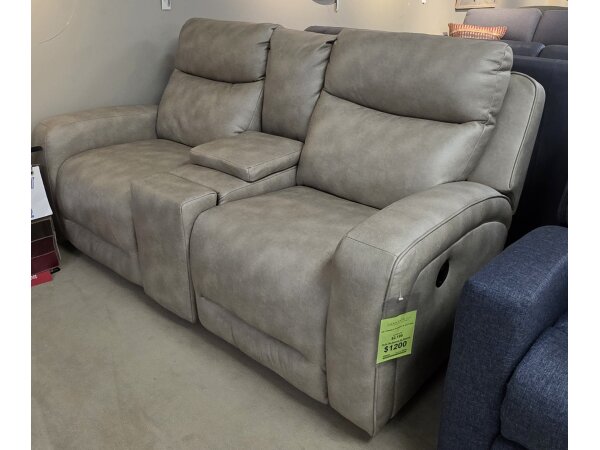 Double Console Loveseat in Scottsdale Taupe Clearance 3